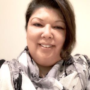 Meet your Posher, Suzi